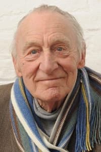 Geoffrey Bayldon in A Cup O' Tea An' A Slice O' Cake - Worzel Gummidge Christmas Special