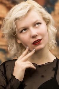 Kate Schark in Sweet Road