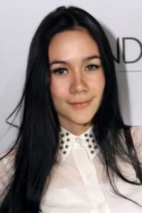 Sheila Tohir in Refrain