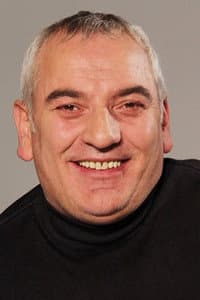 Abidin Yerebakan in Dokunma: Hurdacının Kızı