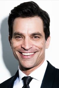 Johnathon Schaech in Hush