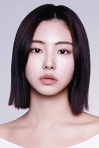 Ha Yul-Ri in 피라미드 게임