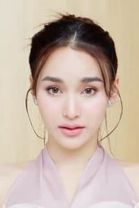 Ploypapas Isarapongporn in คนละกาลเวลา