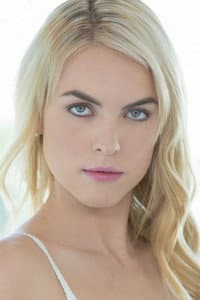 Keira Nicole in I Like to Watch Her