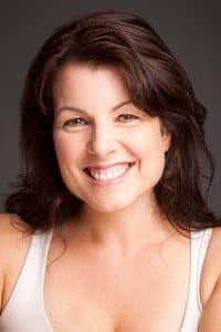 Tara Flynn in Beestenboot
