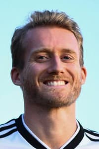 André Schürrle in Terror. Fußball. Paris 2015 · Die Nationalmannschaft im Visier