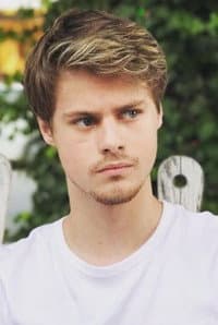 Mitchell Kummen in Summer of Dreams