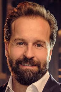 Alfie Boe in Burt Bacharach - A Life in Song