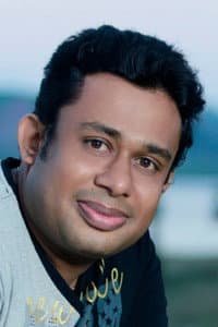 Mihira Sirithilaka in Ulath Ekai Pilath Ekai