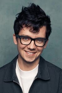 Asa Butterfield in Greed