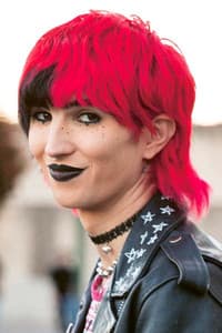 Cher Strauberry in Glue Skateboards - SMUT
