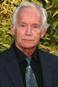 Lance Henriksen in To Kill the King