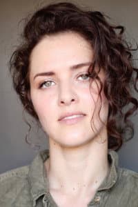 Kodi Lane in Return to Me
