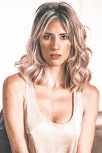Daniela Pantano in Una tumba para tres