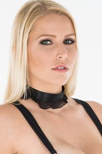 Vanessa Cage in My Girlfriend's Mother 4