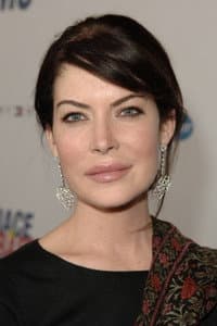 Lara Flynn Boyle in Threesome