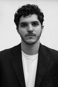 Diego Guzmán in Contigo en el futuro