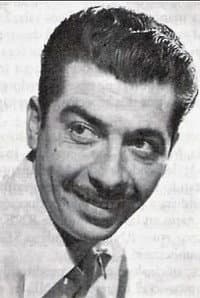Estanis González in La Sonrisa