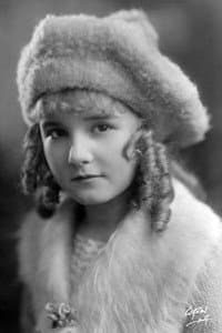 Lucille Ricksen in Behind the Curtain