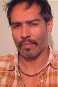 Roel Navarro in Operation Marriage