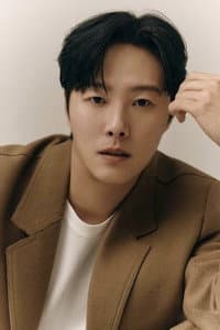 Lee Si-hyung in 엄마친구아들