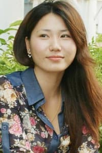 Annie Nguyen in Về nhà 南途
