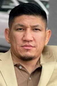 Kuat Khamitov in Миссия выполнима