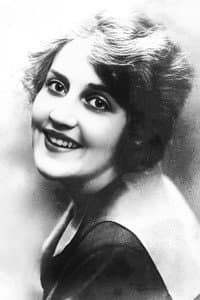 Marjorie Bennett in The Fountain of Youth