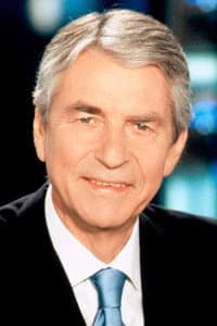 Jean-Claude Narcy in Le Défilé du Siècle : les plus belles voitures du monde