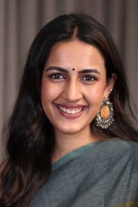 Niharika Konidela in Oru Nalla Naal Paathu Solren