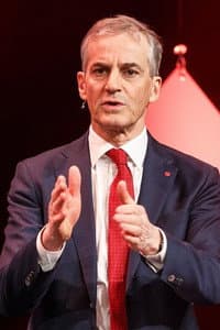 Jonas Gahr Støre in Tilbake