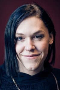 Saga Becker in Fördom & stolthet – en queer filmhistoria