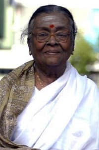S. N. Lakshmi in Raman Ethanai Ramanadi
