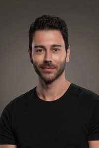 Oğuz Peçe in Bekle Beni Sevgilim