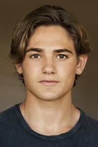 Carson Boatman in Runt
