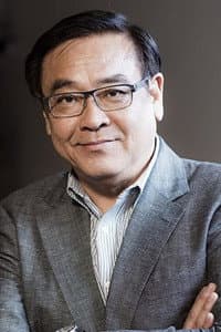 Derek Yee Tung-Sing in To Ching Chien Ko Wu Ching Chien