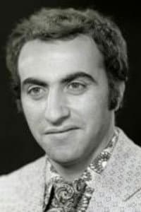 Ezzatollah Ramazanifar in Cold Breath