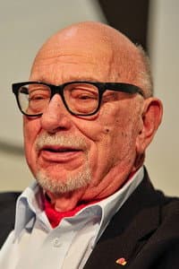 Jerzy Hoffman in Pastabos gyvenimo būdo paraštėse