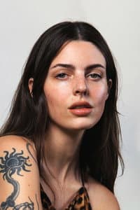 Shelby Lee in Pieces of Amy