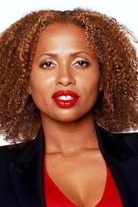 Lisa Nicole Carson in White Lies
