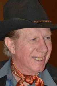 Neil Summers in Botte di Natale