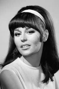 Marianna Hill in Schizoid