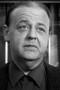 Roy Brocksmith in Izzy & Moe