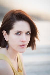 Beth McCreton in Specchio