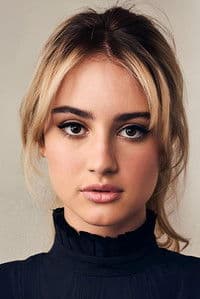 Grace Van Patten in This Is Our Youth