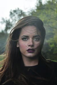 Isidora Simijonović in Pored tebe