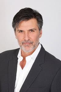 Vincent Irizarry in Left to Die