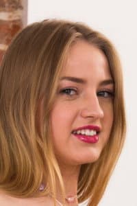 Milana Fox in Office Girls 8