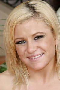 Cali Cassidey in Desperate House Whores 5