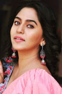 Mrunmayee Deshpande in Ek Raadha Ek Meera